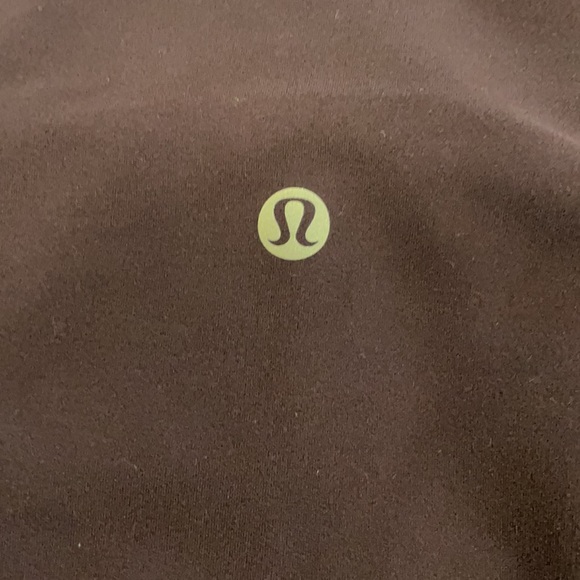 Hi rise align crop 21’ gold - Picture 4 of 6